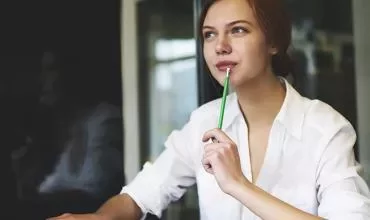 Mujer en búsqueda de oportunidades